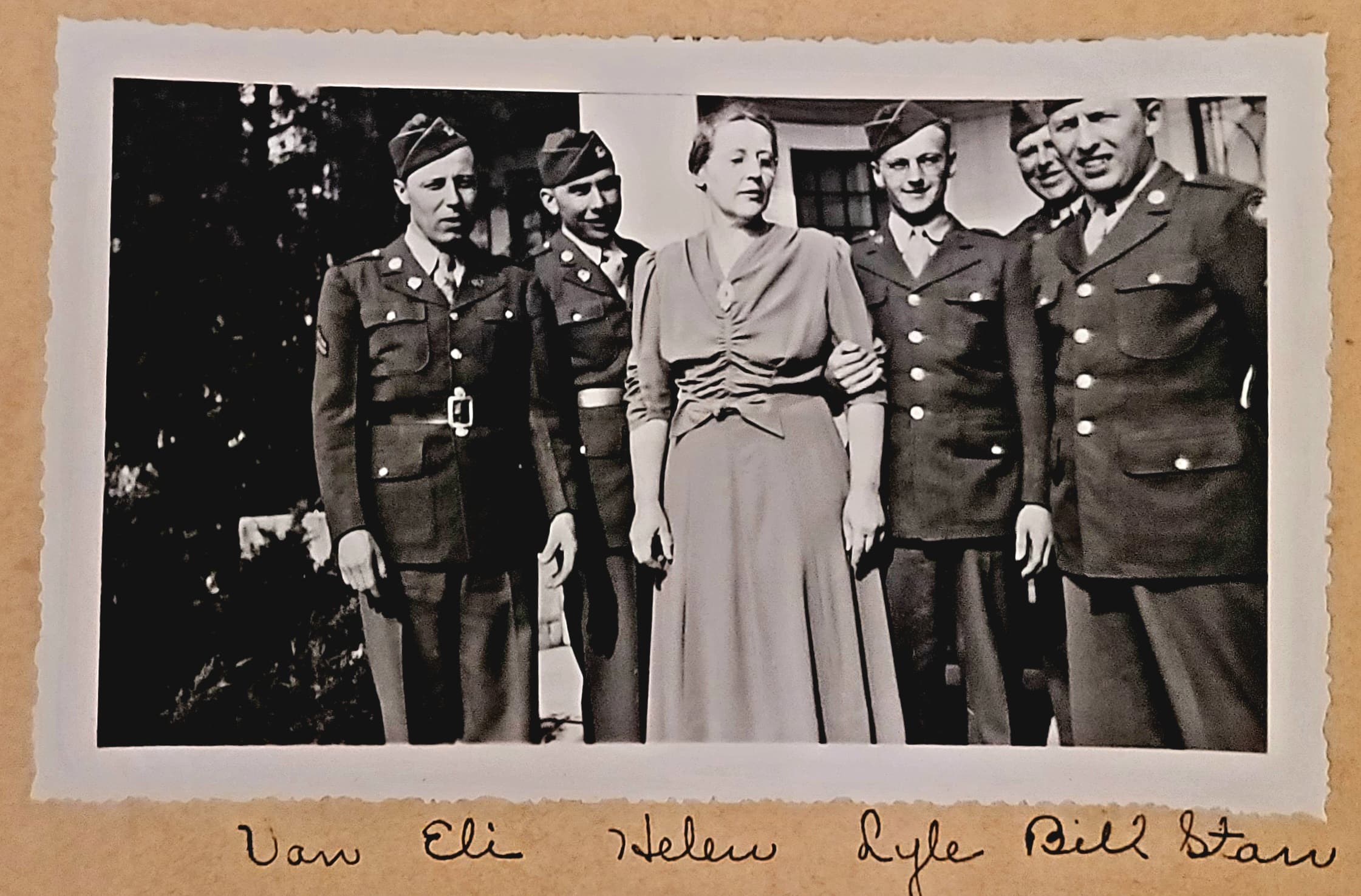 Helen Seelye with five young soldiers